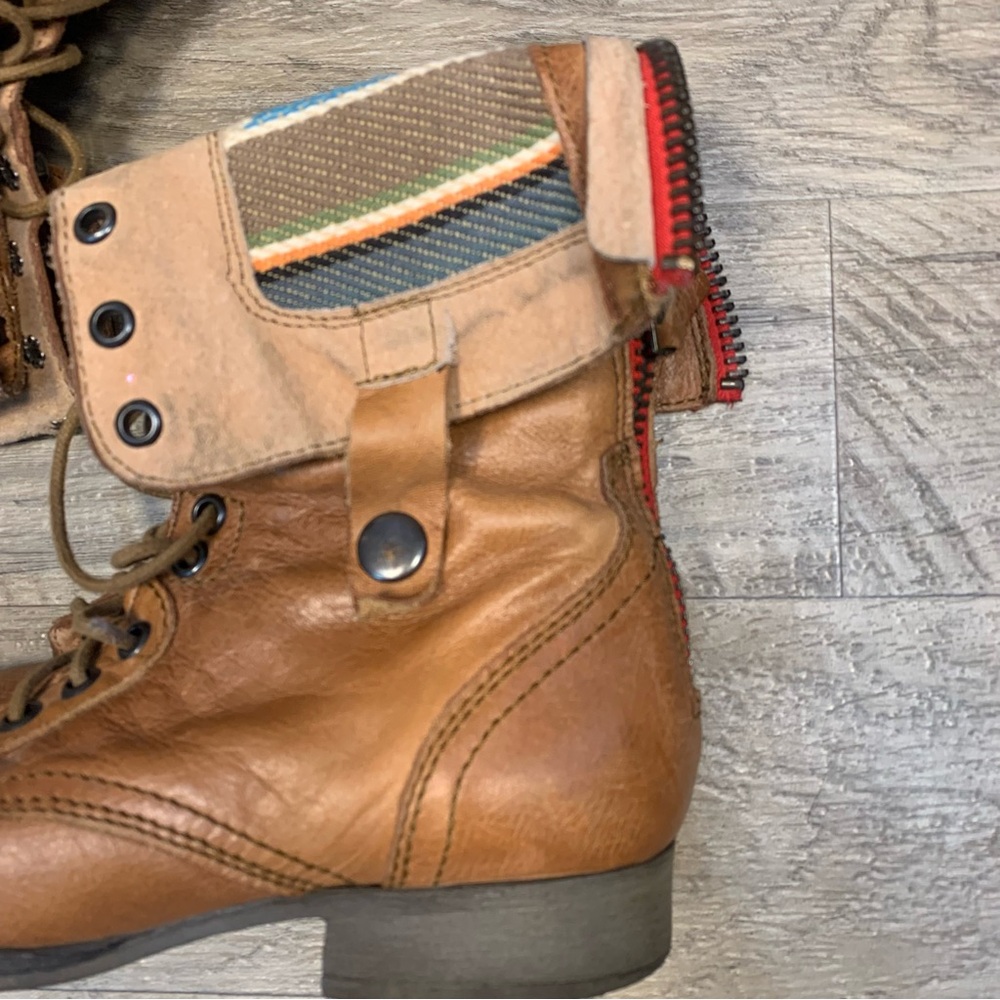 Steve Madden Camarro Mexico Western Fold Over Aztec Lace Up Combat Boots Tan - Picture 13 of 14